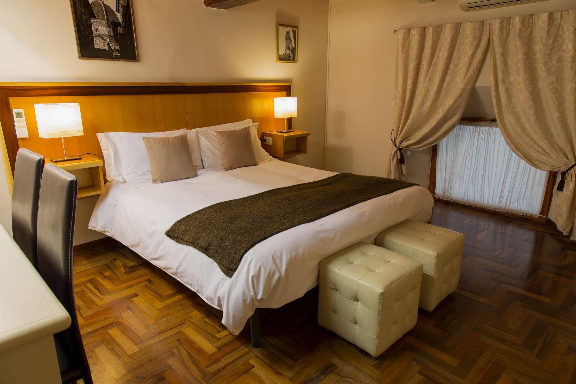 Firenze Apartments Екстер'єр фото