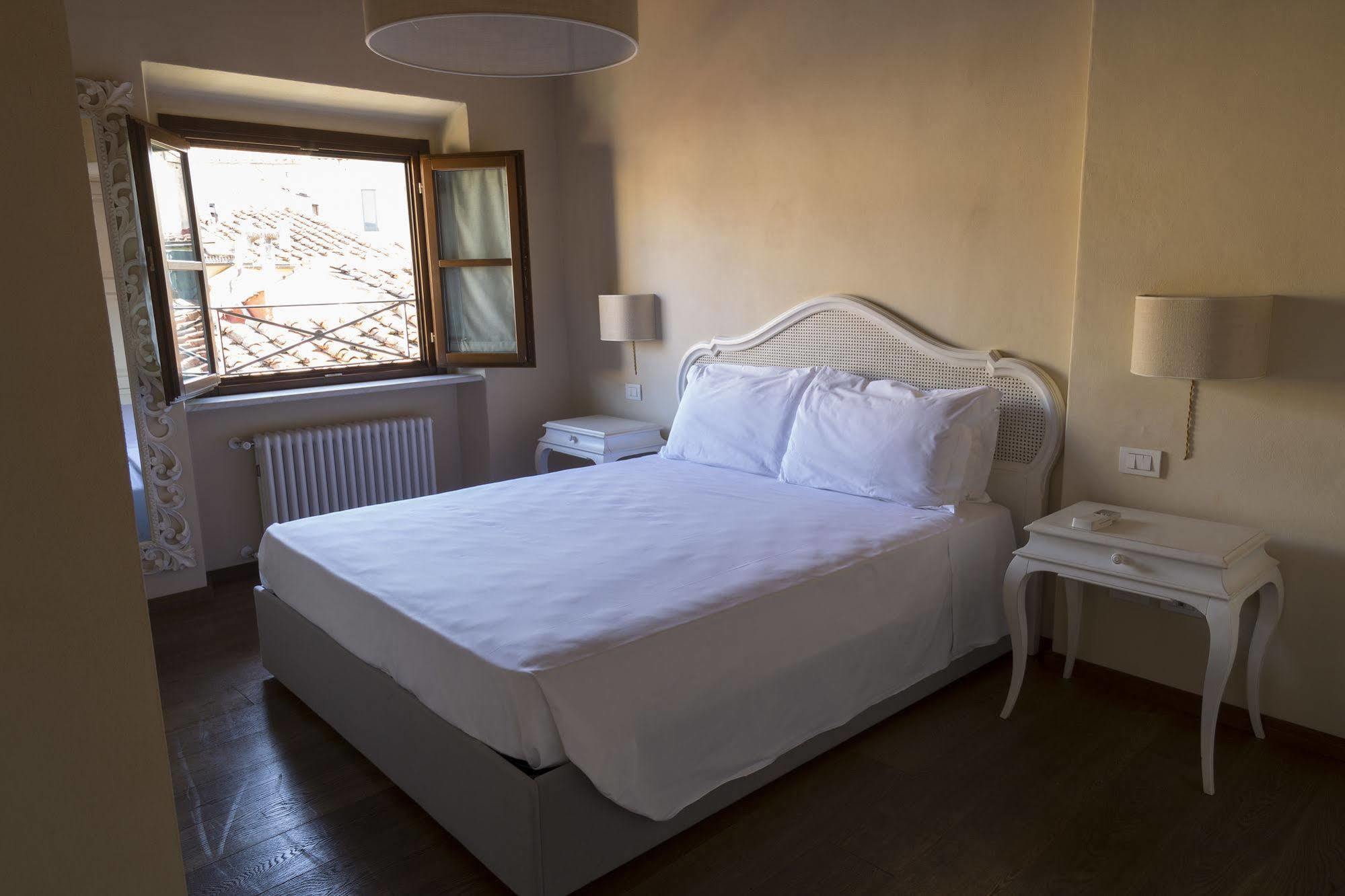Firenze Apartments Екстер'єр фото