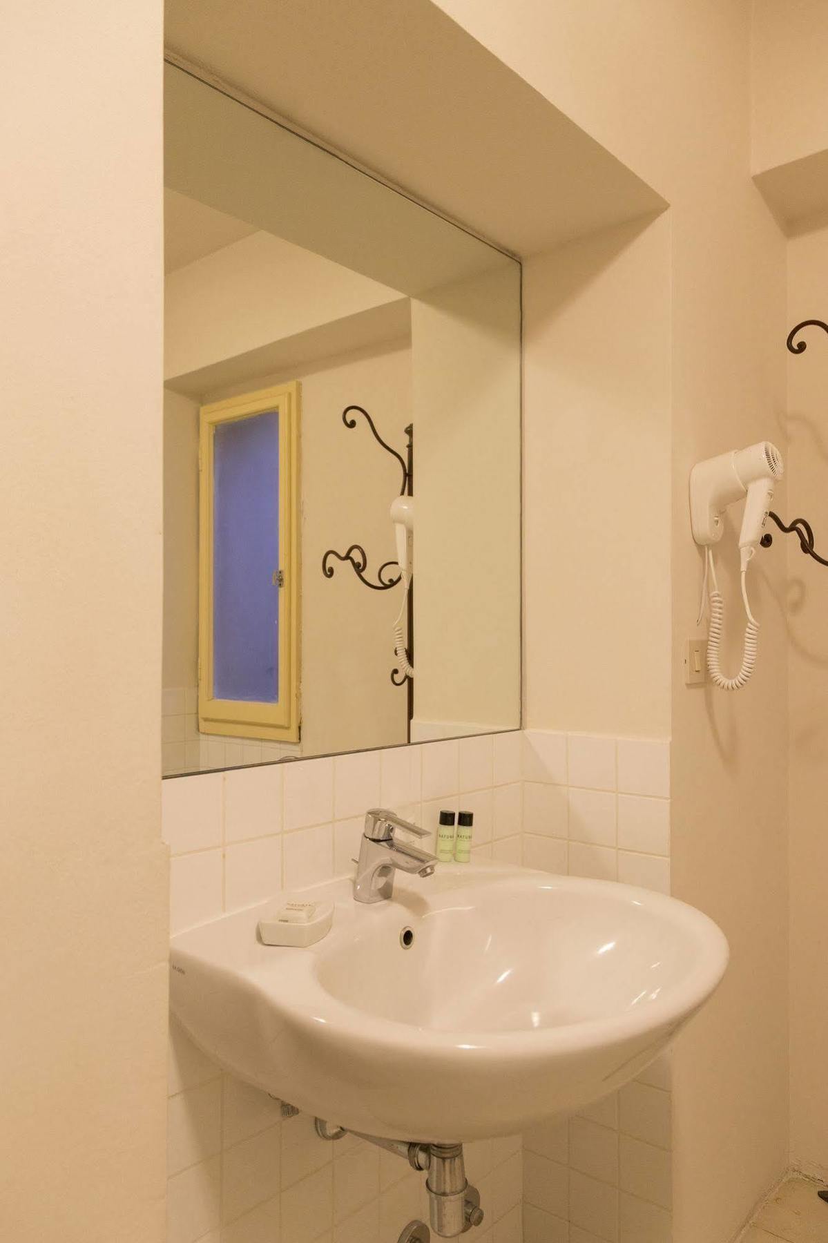 Firenze Apartments Екстер'єр фото